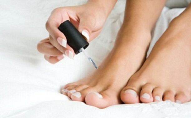 Curative Varrane from the Nail Fungus